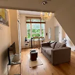 Maisonette Studio Flat In Putney